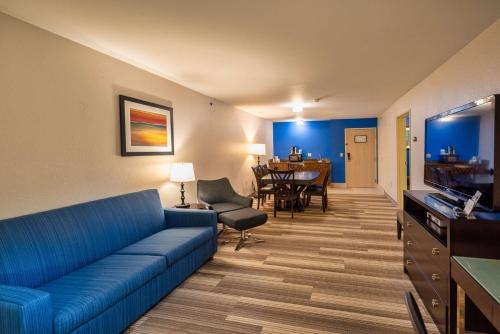 Country Inn & Suites by Radisson, South Haven, MI in South Haven, USA