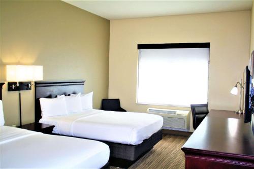 Country Inn & Suites by Radisson, Red Wing, MN