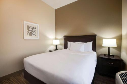 Country Inn & Suites by Radisson, Red Wing, MN