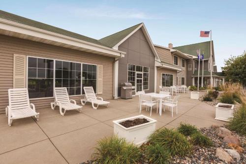 Country Inn & Suites by Radisson, Willmar, MN