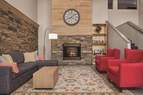 Country Inn & Suites by Radisson, Cottage Grove, MN