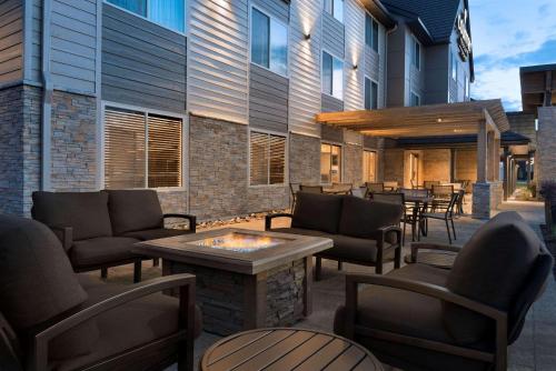 Country Inn & Suites by Radisson, St Cloud West, MN