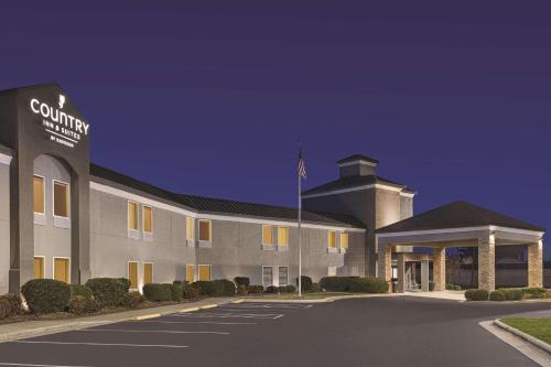 Country Inn & Suites by Radisson, Dunn, NC