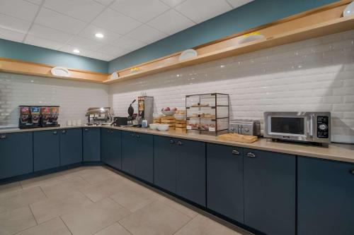 Country Inn & Suites by Radisson, Goldsboro, NC