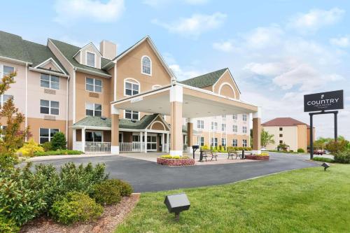 Country Inn & Suites by Radisson, Burlington (Elon), NC - Hotel - Burlington