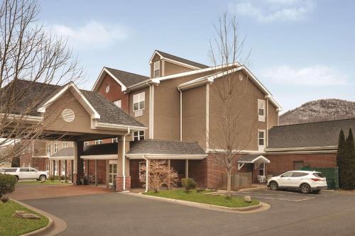 Country Inn & Suites by Radisson, Boone, NC in Boone, USA
