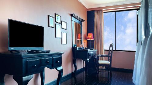 Colonial Double or Twin Room image 1