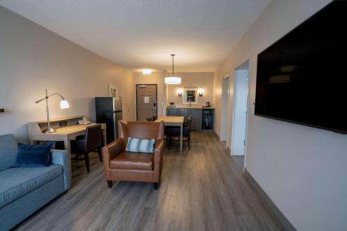 Country Inn & Suites by Radisson, State College Penn State Area , PA in State College, USA