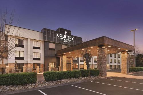 Country Inn & Suites by Radisson, Sevierville-Kodak, TN in Kodak, USA