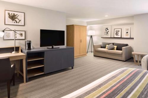 Country Inn & Suites Downtown Convention Center by Radisson, Gatlinburg, TN in Gatlinburg, USA