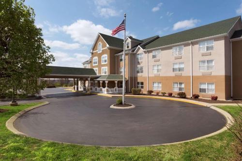 Country Inn & Suites by Radisson, Nashville, TN in Nashville, USA