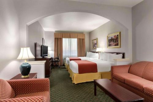 Country Inn & Suites by Radisson, Fort Worth West l-30 NAS JRB in Fort Worth, USA