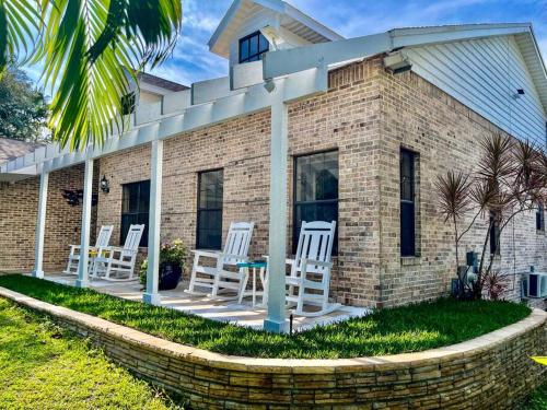 Pellicanus House on the Bay in Palm Bay, USA