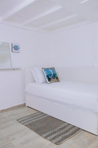 EL Bonito II Juan Dolio DR 2 room sleeps6 1queen bed 2twin bed 1sofa bed