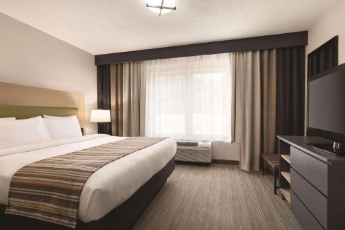 Photo - Country Inn & Suites by Radisson, Roanoke, VA