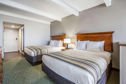 Country Inn & Suites by Radisson, Virginia Beach Oceanfront , VA