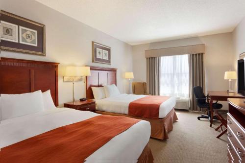 Country Inn & Suites by Radisson, Harrisonburg, VA