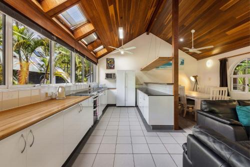 A Perfect Stay - Clarkes Beach Villa in Byron Bay