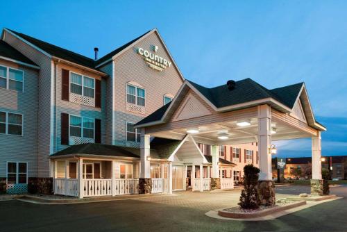 Exterior view, Country Inn & Suites by Radisson, Stevens Point, WI in Stevens Point (WI)