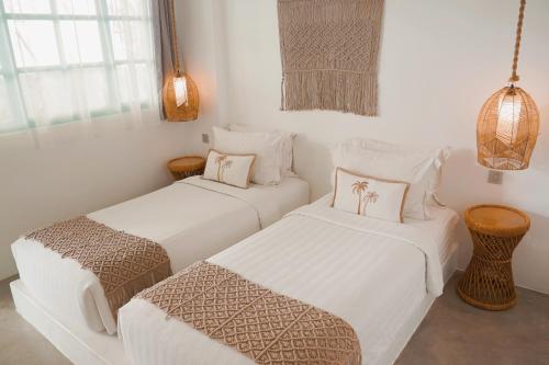 521235753 Seaesta Komodo Hostel & Hotel