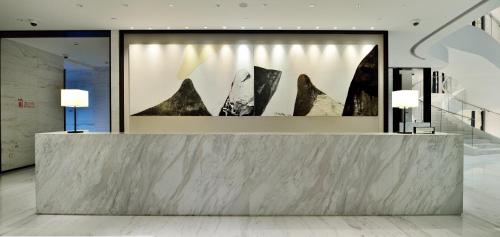 Front desk [24-hour]