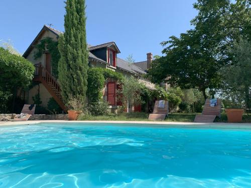 Chambre d'hôtes avec piscine chauffée dans le Parc de la Brenne - FR-1-591-574 BnB Le Maupas