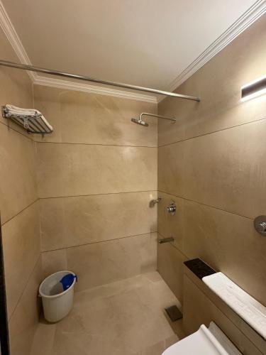 The Ambassador Hotel Pune – Pune, KY