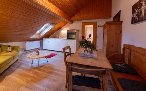 廚房, Ferienwohnung „Rose“ in 韋森費爾登