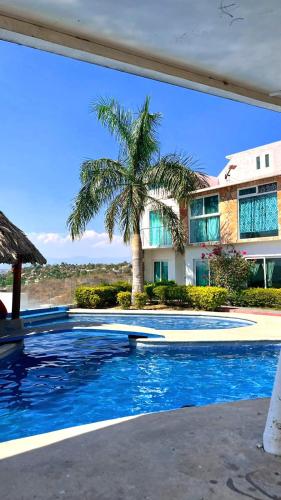 casa con hermosa vista al lago de tequesquitengo