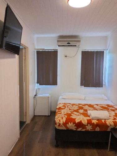 cliffinn kangaroo point Room Type - Standard Queen Room