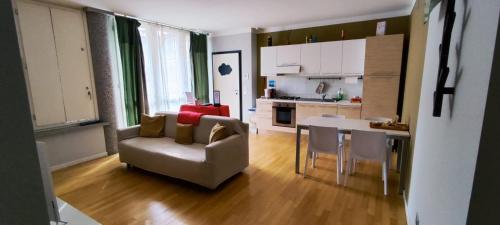 A&A Court - Apartment - Somma Lombardo