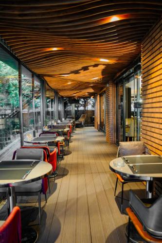 Vespia Hotel - image 14