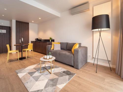 Platinum Residence Room Type - Deluxe Studio