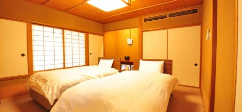 割烹の宿 いま井　五十嵐邸 結Japanese Western Room (10+8 Tatami)【癒しの間】