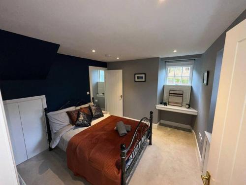 The Gate House - 3 Bed & Parking