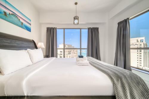 300m From The Beach - JBR Apartment with Sea & Dubai Eye Views - image 3