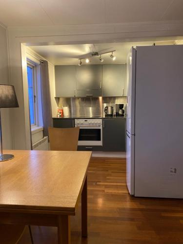 One-Bedroom Apartment image 8