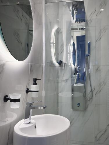 Athens Project Luxury Apartments - image 4