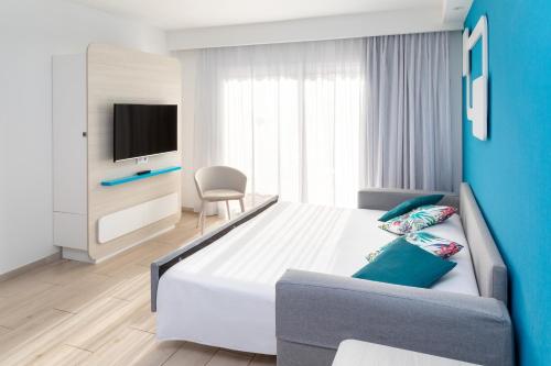 Hotel Tropical Park - image 8