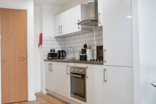 Modern Central Apartment - City Centre - Fast WIFI - Near Utilitia Arena & ICC, Birmingham (fotografie 3)