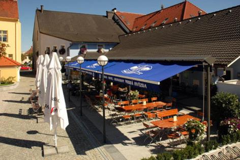 Hotel Restaurant Modrá Hvězda