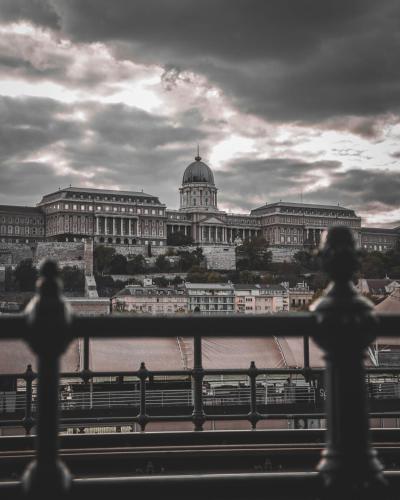 Scenic Apartment by Buda Castle - image 12