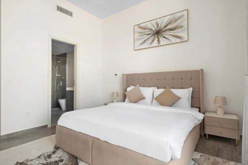 ALiving Stylish 1BR Apartment I Fully Furnished with Balcony I Belgravia Square, JVC, Дубай (фото 3)