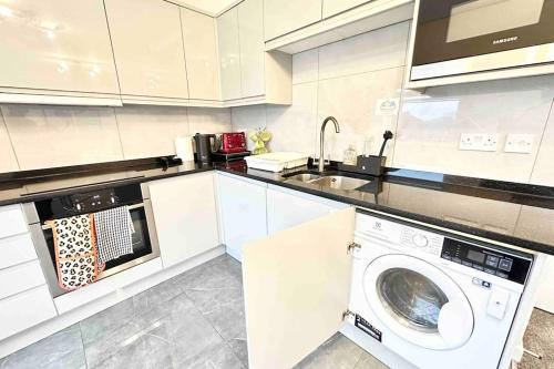 Paradigm House, Delightful 2-Bedroom Flat 4, Oxford