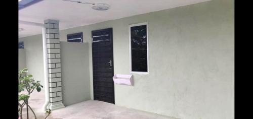 Tazrah roomstay (1 queen or 2 twin super single room) Tazrah roomstay (1 queen or 2 twin super single room)