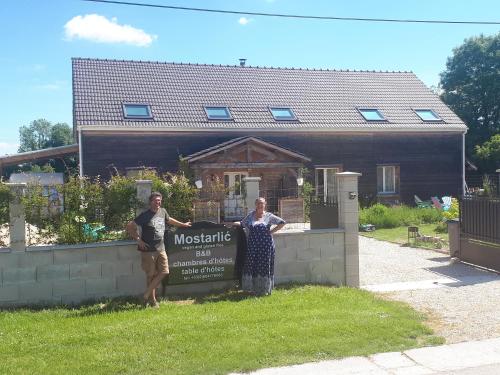 5 bedroom-5 bathroom Gîte with free wifi and parking chez Mostarlić B&B - Bouconville