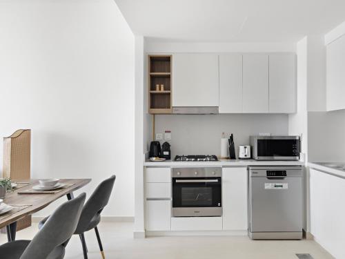 Elegant 2 BDR-Full Burj Khalifa View In Downtown - image 4