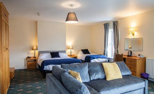 1 queen bed