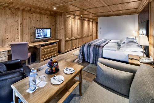 Suite with Sauna