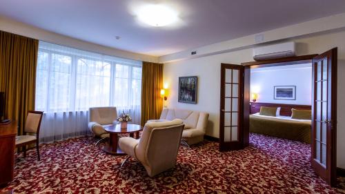 Hotel Violeta - image 2